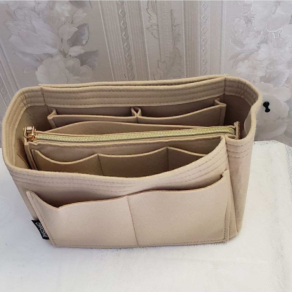 Louis Vuitton Alma PM Monogram Canvas TH 1907 - Picture 9 of 13